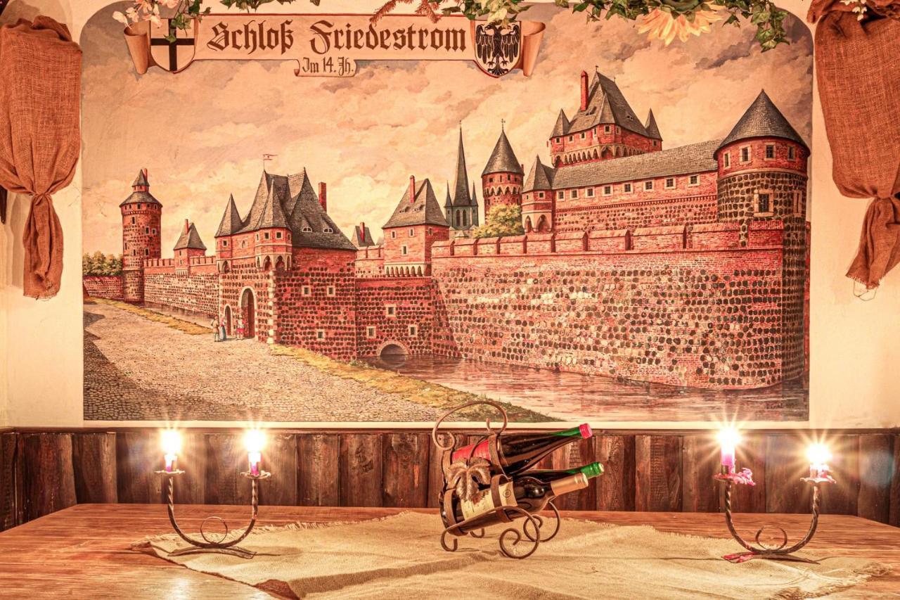 Schloss Destille Dormagen Eksteriør billede